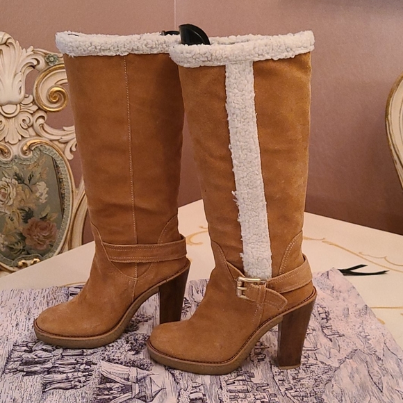 Michael Kors winter boots - Picture 3 of 9